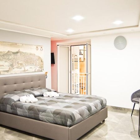 Suite Napoli Sotterranea Con Jacuzzi Экстерьер фото