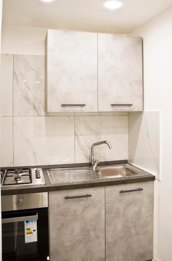 Suite Napoli Sotterranea Con Jacuzzi Экстерьер фото